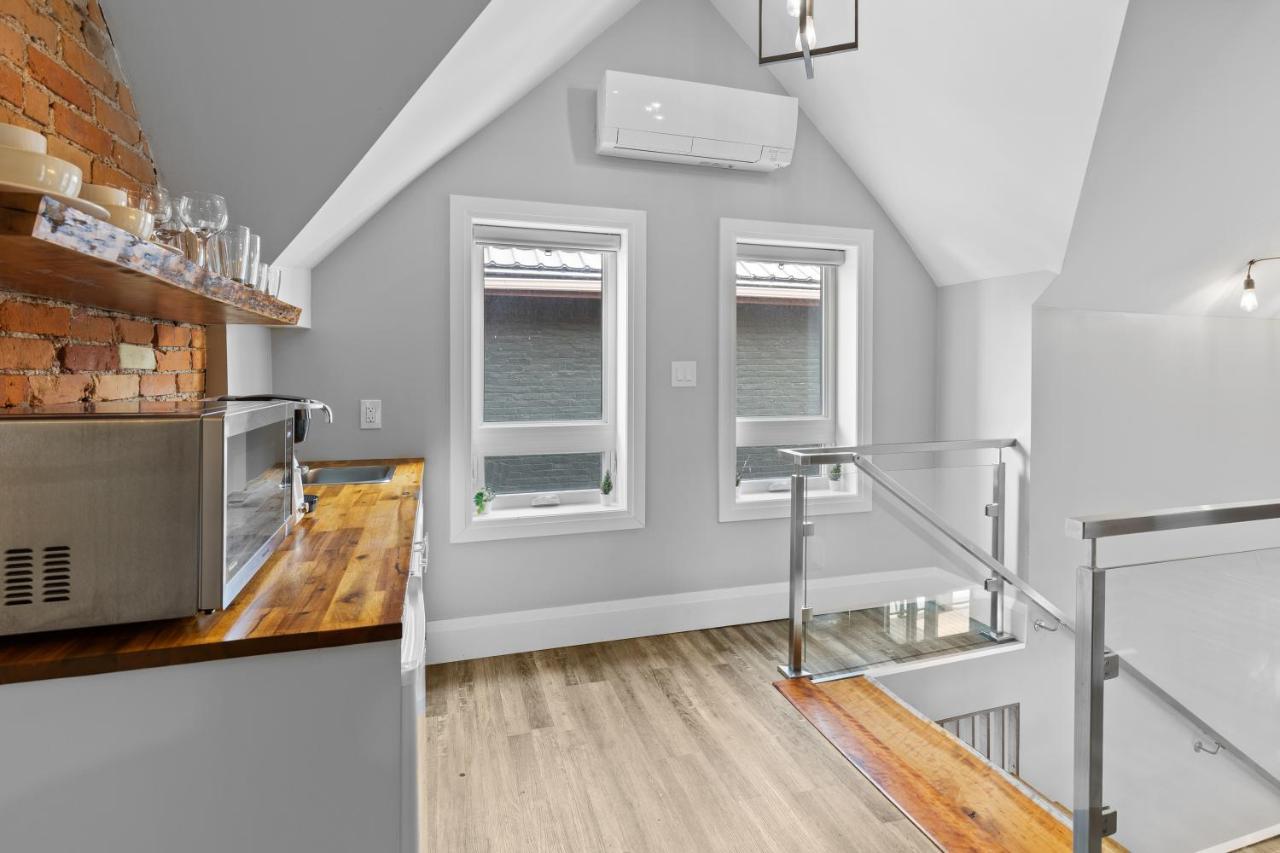 Entire 1 Bedroom Apartment Across From Google - Br5 Kitchener Exteriér fotografie